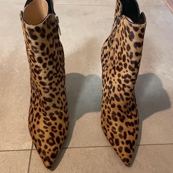 Gianvito Rossi Shoes - Gianvito Rossi Heels - Ankle Boots - Size 7 Heels US Leopard Print - Size 37 IT